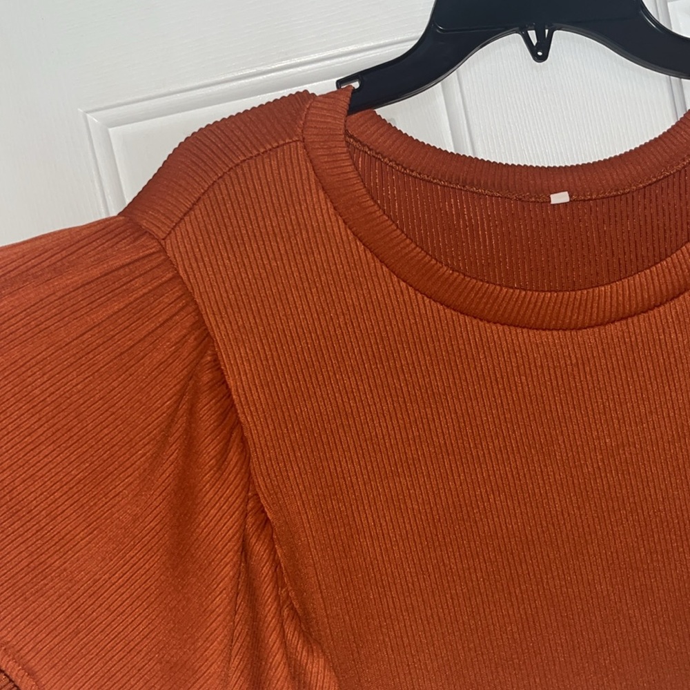 Ribbed fall shirt